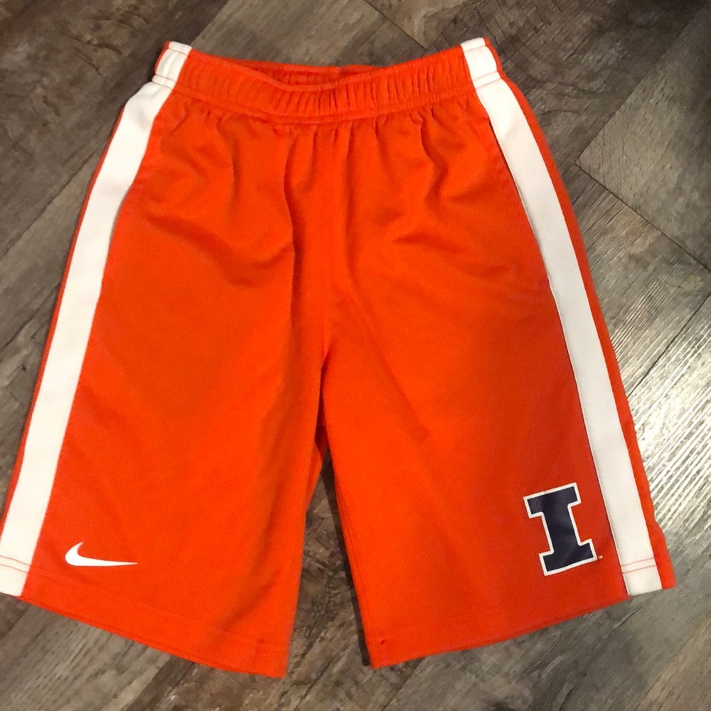 Boys / Girls Nike (U of I) Basketball 🏀 shorts